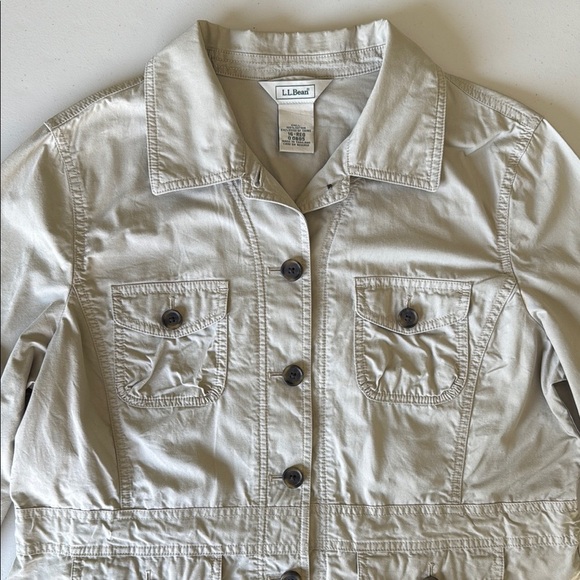 L.L. Bean Tan Utility Jacket Buttoned Cinched Waist Relaxed Fit Cotton Sz 16 - Picture 3 of 16